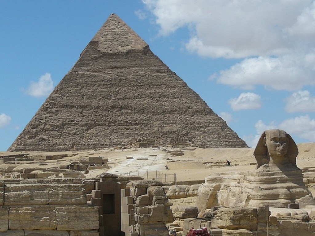 pyramids-232679_640